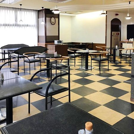Neyagawa Trend Hotel Экстерьер фото